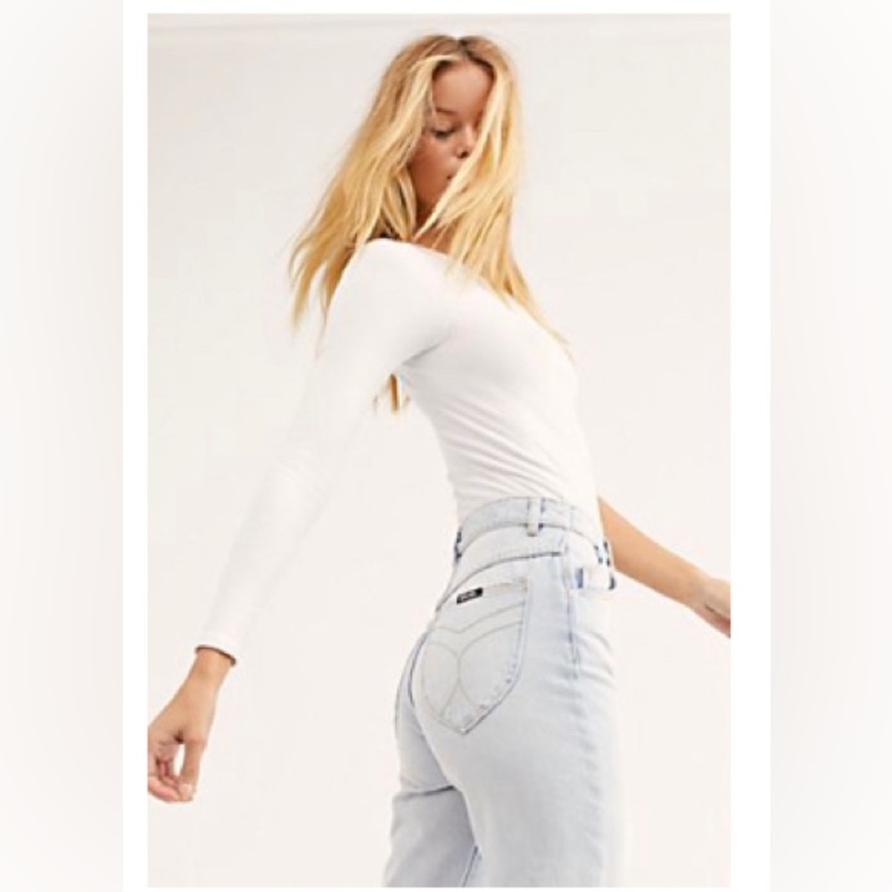 Rolla’s Original Straight Jean in Sky Bleach